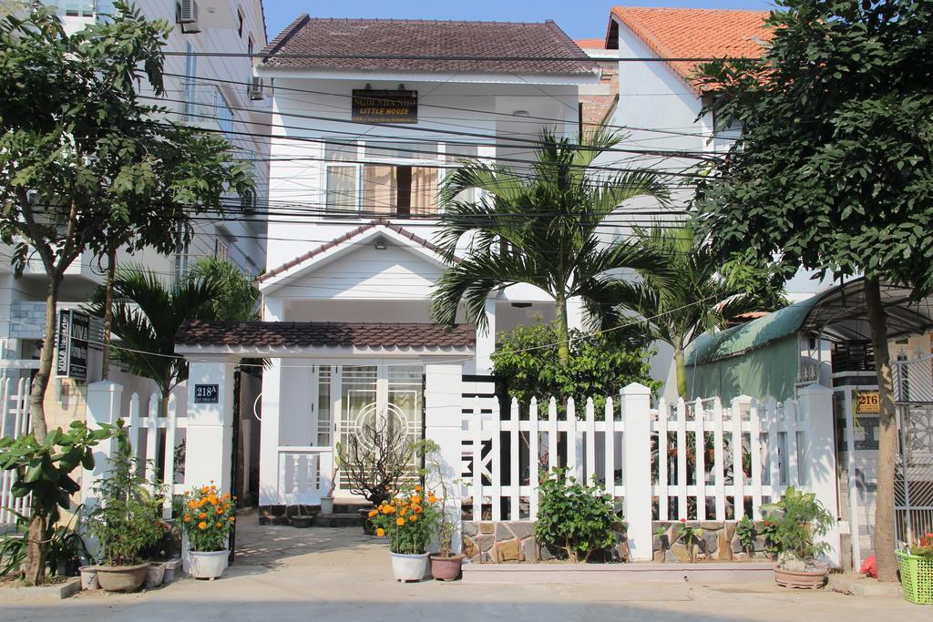 Little House Homestay Хойан Экстерьер фото