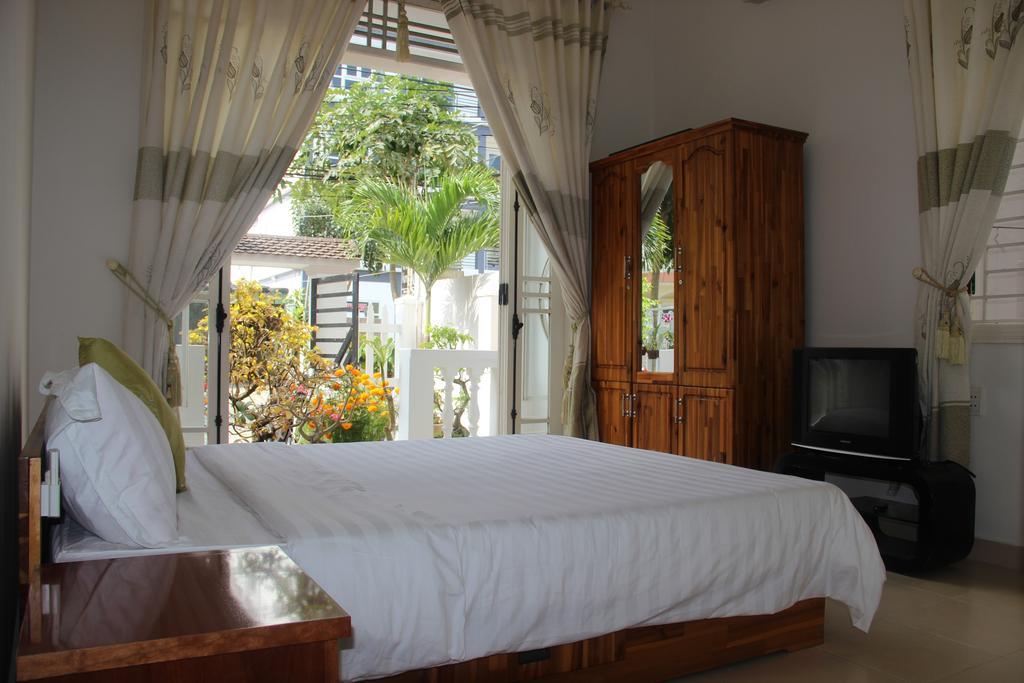 Little House Homestay Хойан Номер фото