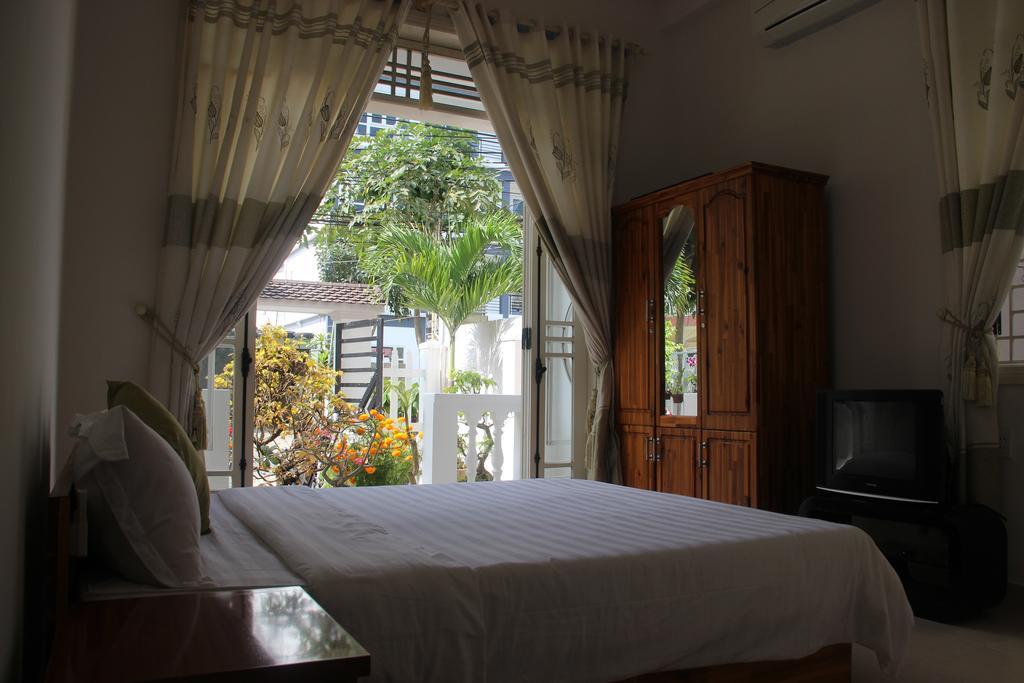 Little House Homestay Хойан Номер фото