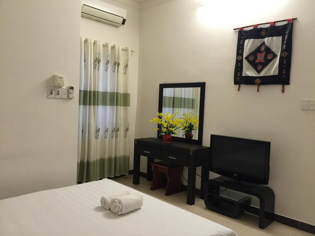 Little House Homestay Хойан Экстерьер фото