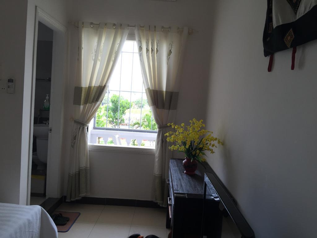 Little House Homestay Хойан Экстерьер фото