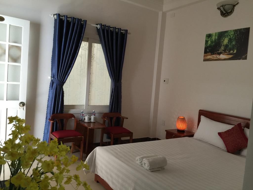 Little House Homestay Хойан Экстерьер фото