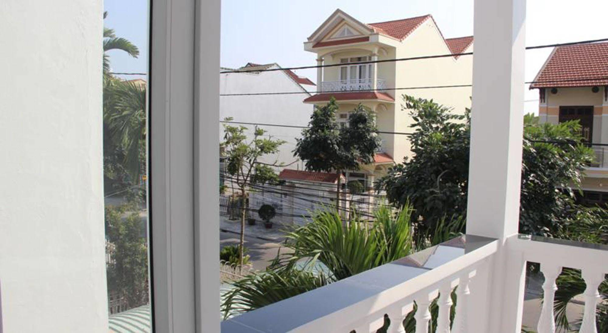 Little House Homestay Хойан Экстерьер фото