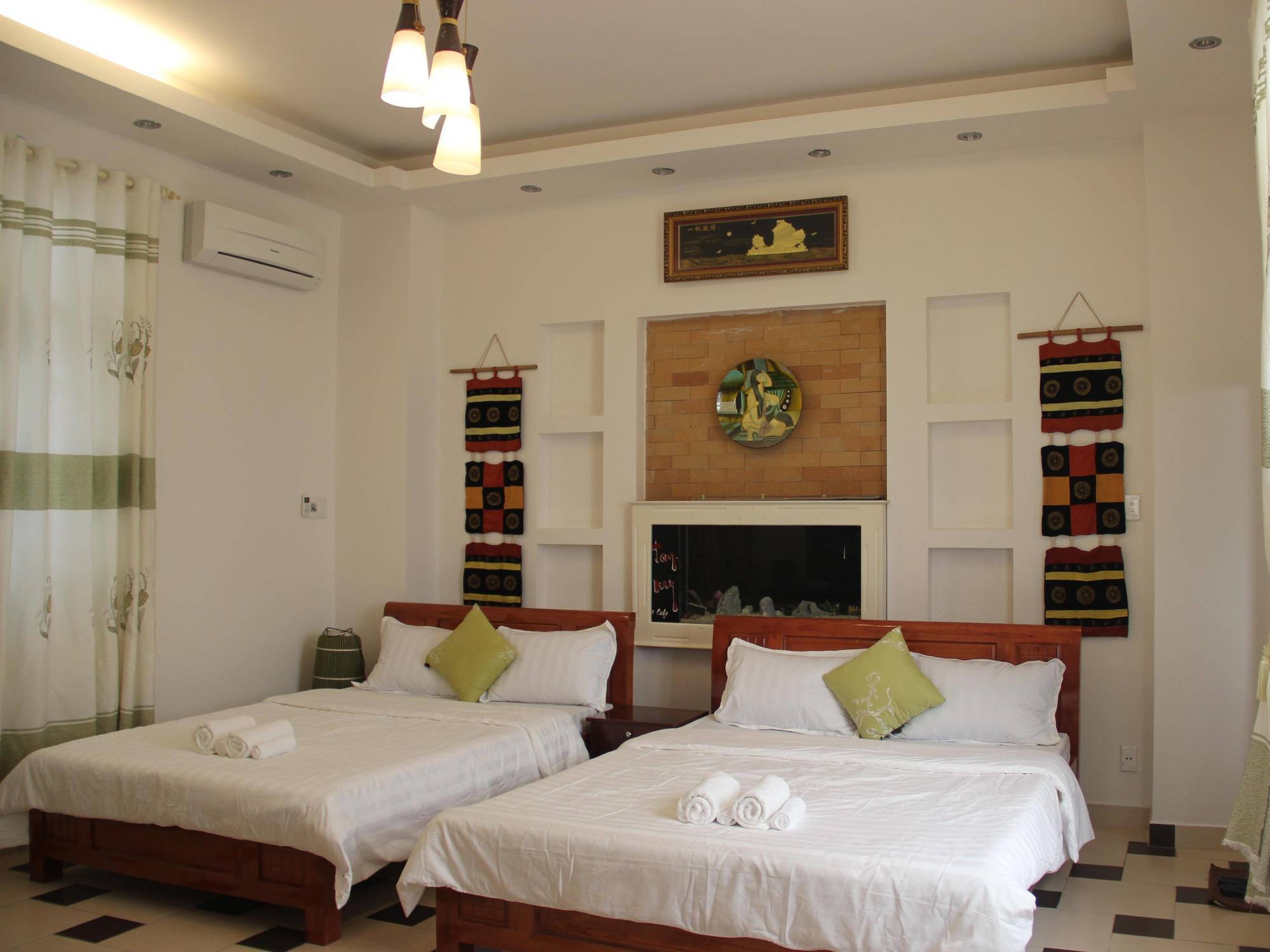 Little House Homestay Хойан Экстерьер фото